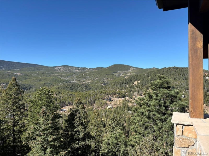 32643 Lodgepole Cir, Evergreen, CO 80439