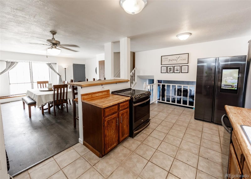 3084 Maverick Dr, Colorado Springs, CO 80918