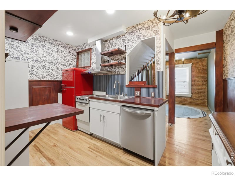 610 Logan St #7, Denver, CO 80203