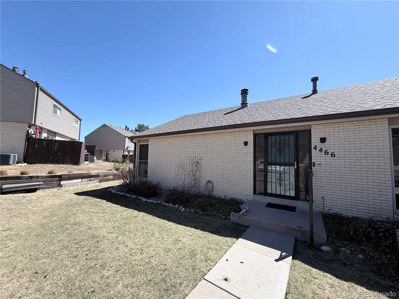 4466 Pondview Dr, Littleton, CO 80123