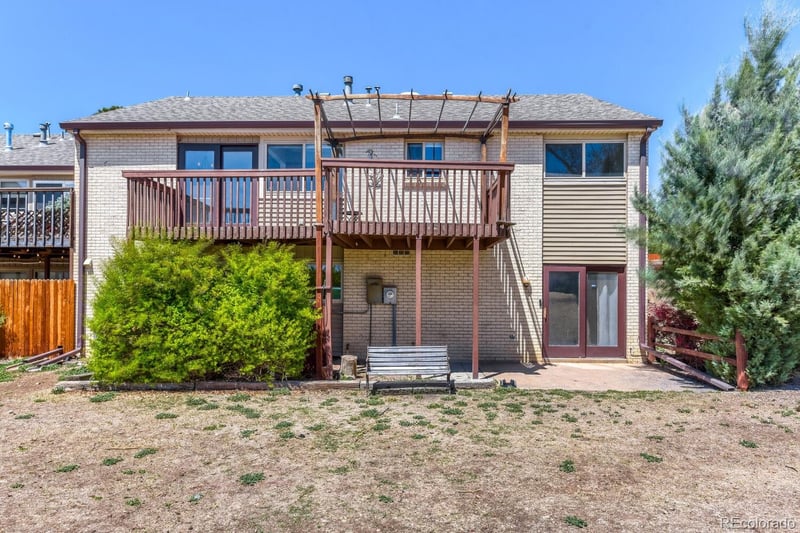 4466 Pondview Dr, Littleton, CO 80123