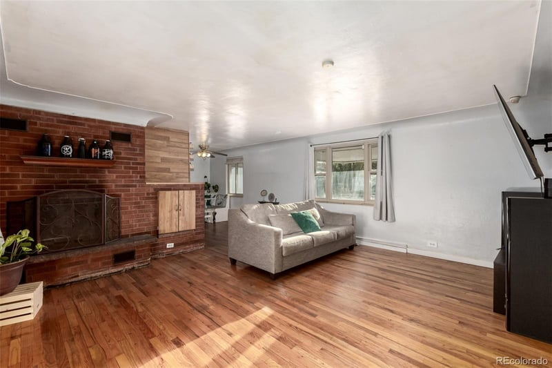 5637 Wyandot St, Denver, CO 80221