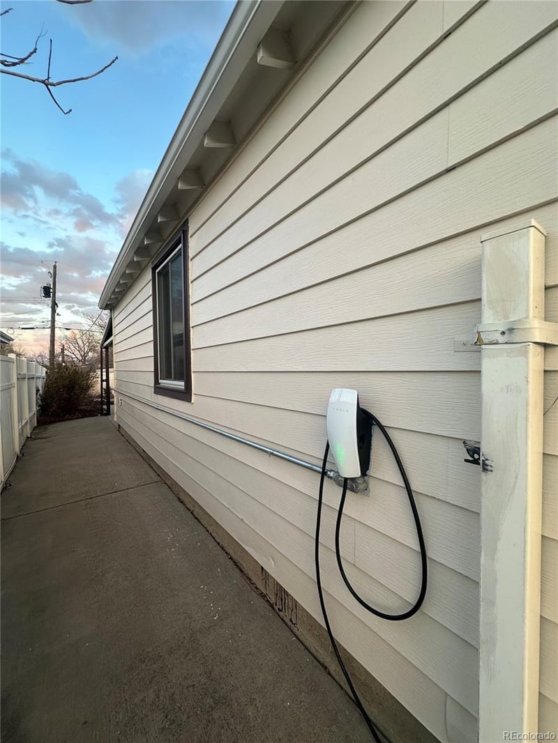 4574 Wyandot St, Denver, CO 80211