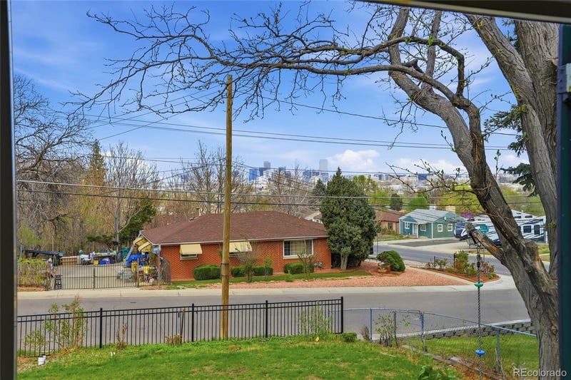 1810 W Exposition Ave, Denver, CO 80223
