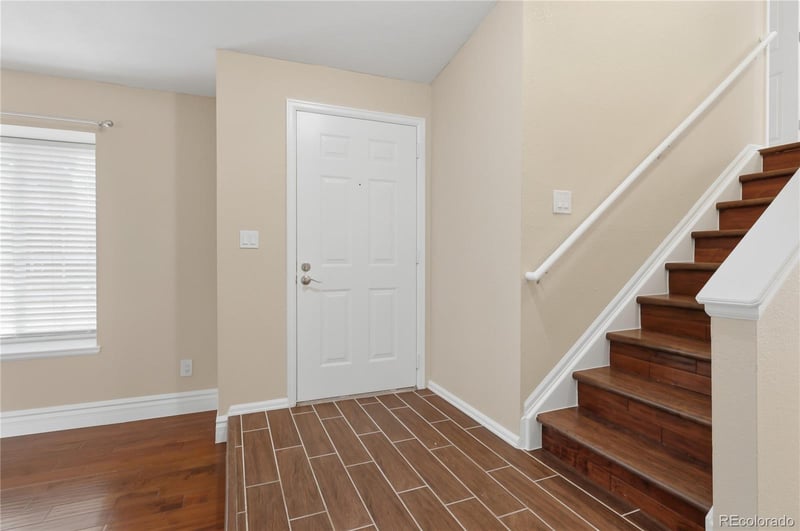 301 Mountain Cloud Cir, Highlands Ranch, CO 80126