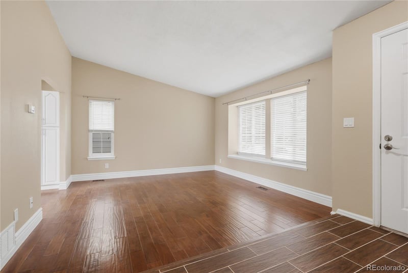 301 Mountain Cloud Cir, Highlands Ranch, CO 80126