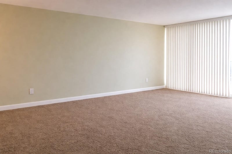 909 Logan St #8J, Denver, CO 80203