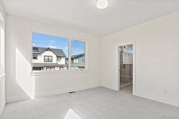 5604 Grandville Ave, Longmont, CO 80503