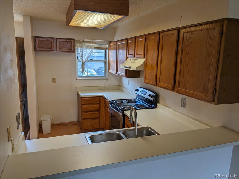 11149 17th Ave #104, Lakewood, CO 80215