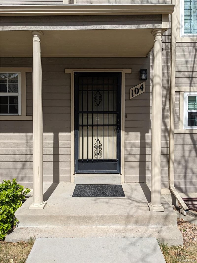 11149 17th Ave #104, Lakewood, CO 80215