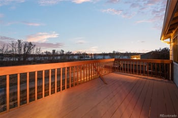 17551 Temple Dr, Aurora, CO 80015