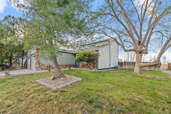 17551 Temple Dr, Aurora, CO 80015