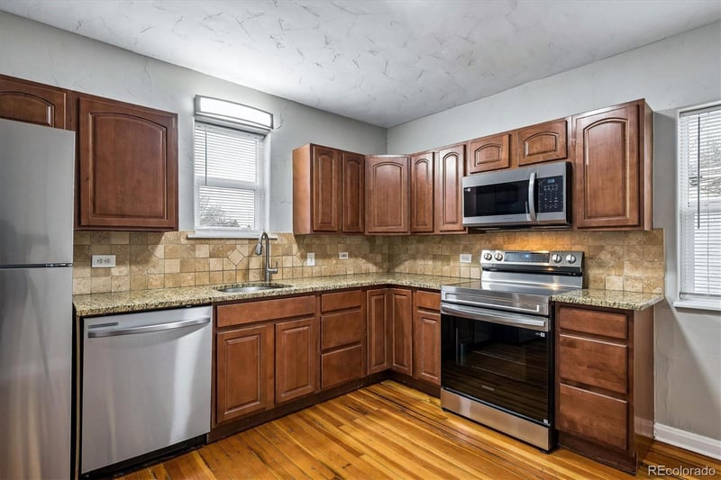 2037 Geneva St, Aurora, CO 80010