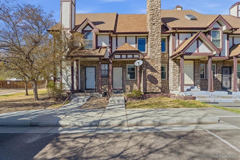8890 Brompton Way, Parker, CO 80134