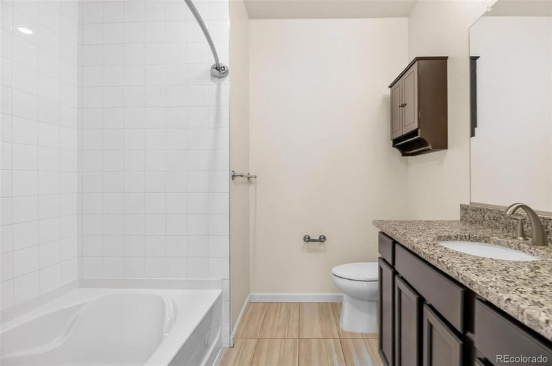 1861 Dunkirk St #206, Aurora, CO 80017