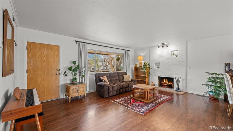 825 Panorama Dr, Colorado Springs, CO 80904