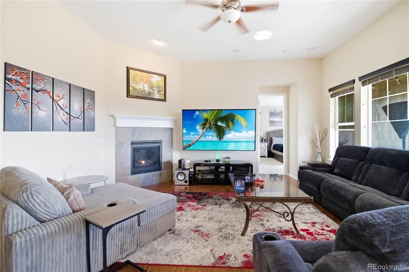 898 Eveningsong Dr, Castle Rock, CO 80104