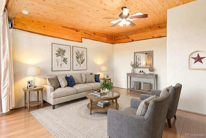 212 Skyhawk Ln, Guffey, CO 80820