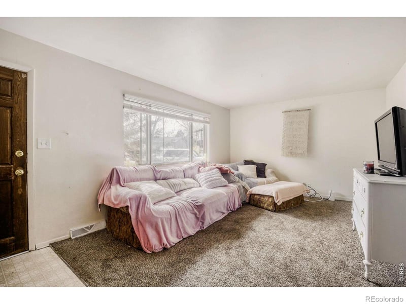 1620 Lakeridge Ct, Fort Collins, CO 80521