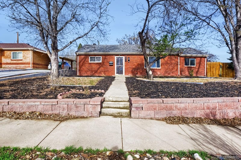 8861 Poze Blvd, Thornton, CO 80229