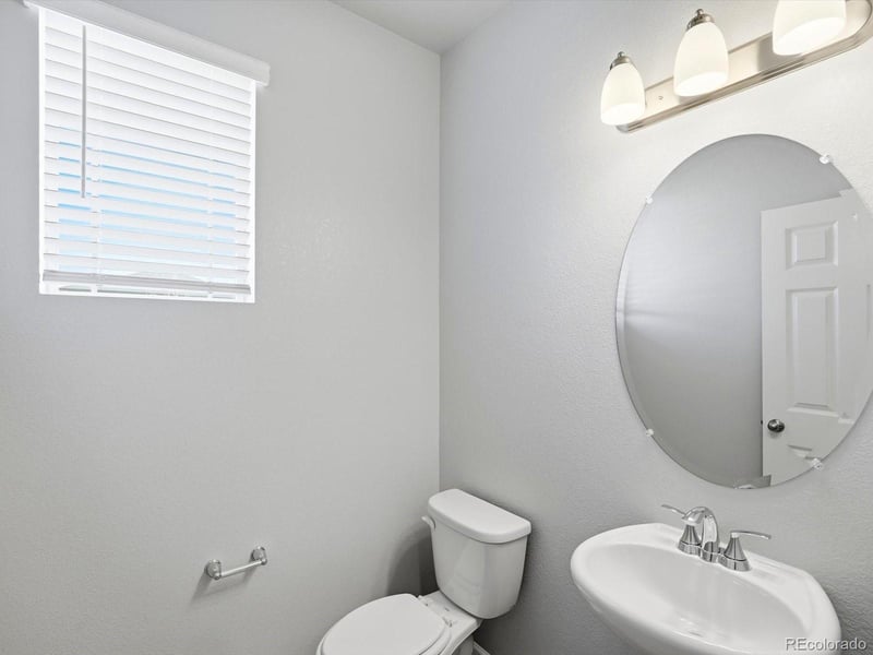 8948 Salida St, Commerce City, CO 80022