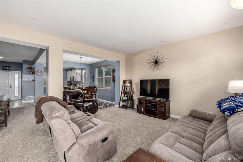 1305 Biloxi Ct, Aurora, CO 80018