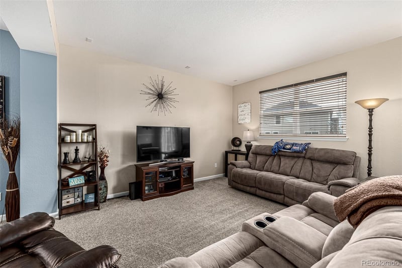 1305 Biloxi Ct, Aurora, CO 80018