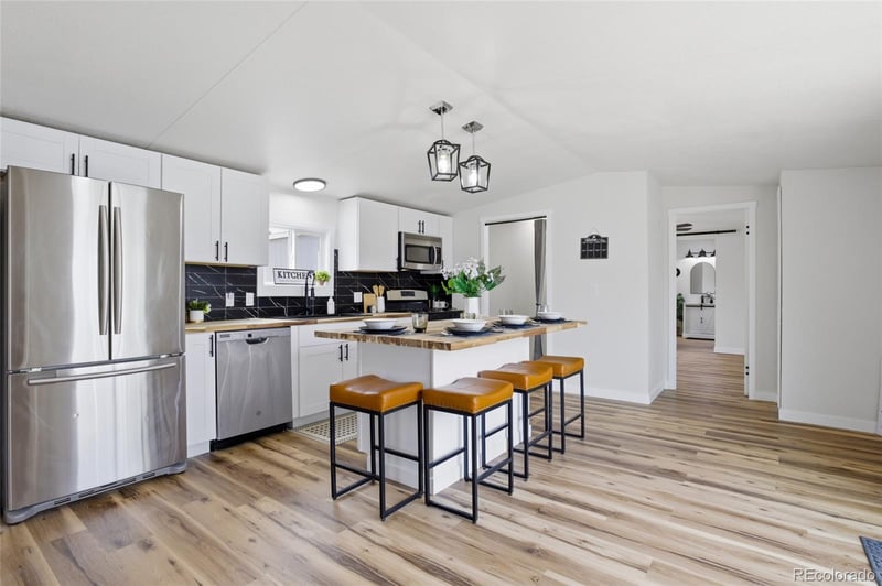 2551 92nd Ave, Federal Heights, CO 80260