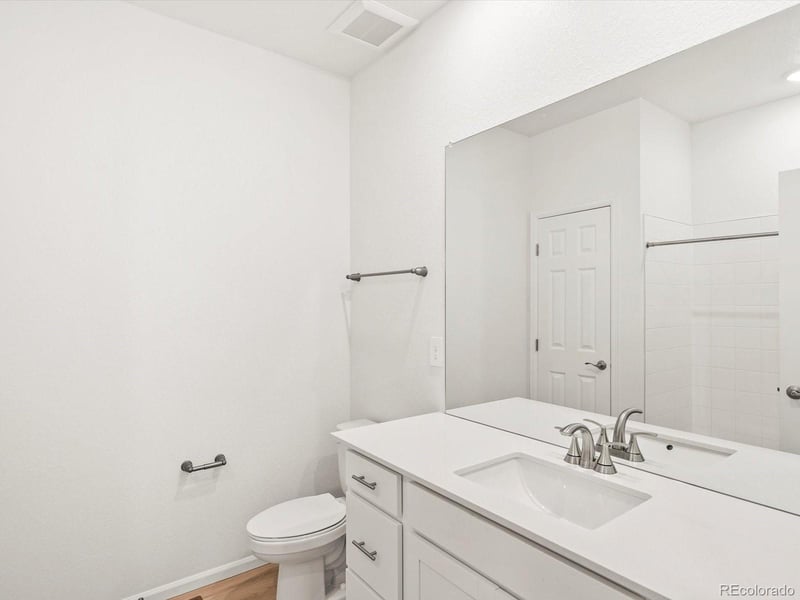 1614 Nathan River Dr, Windsor, CO 80550