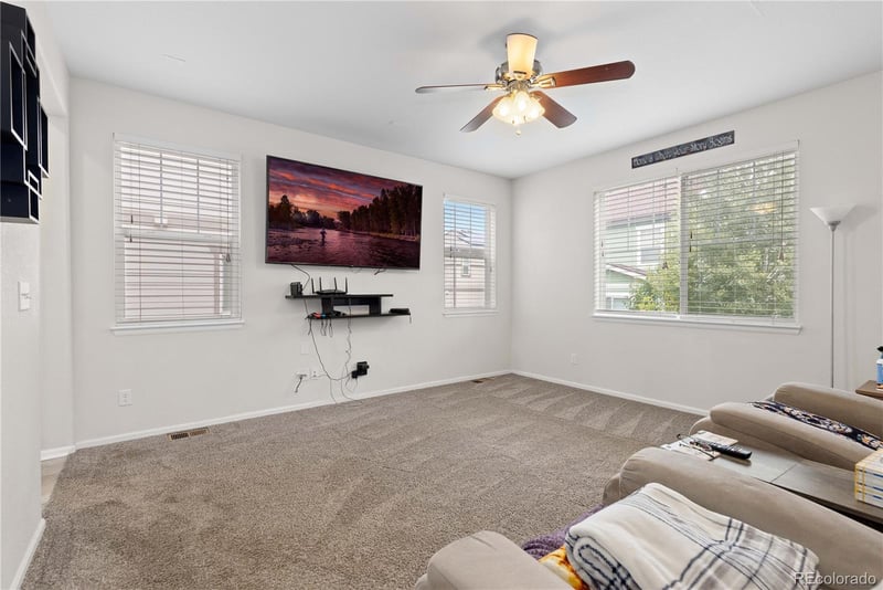 4861 Picadilly Ct, Aurora, CO 80015