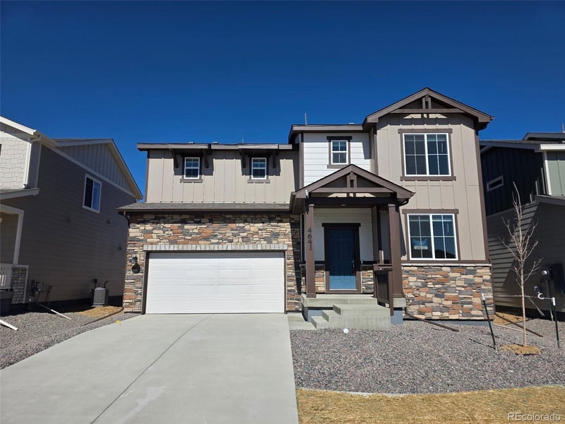 4641 Sunsplash Way, Johnstown, CO 80534