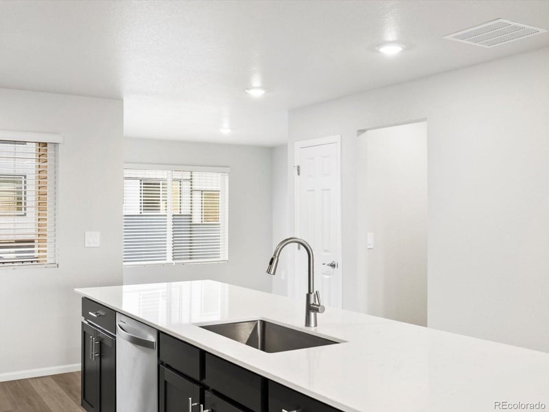 4662 Cloudburst Ln, Morrison, CO 80465