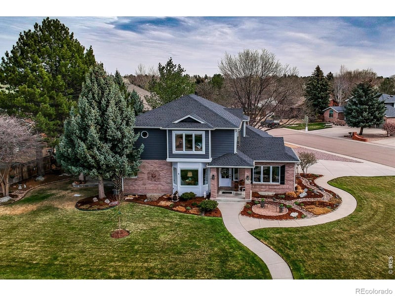 1204 Twin Peaks Cir, Longmont, CO 80503