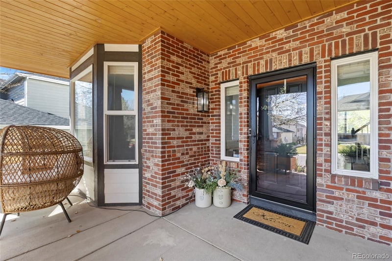 18145 Alamo Dr, Centennial, CO 80015