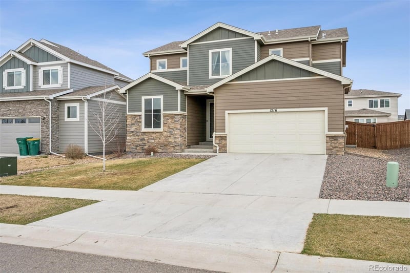 1216 104th Avenue Ct, Greeley, CO 80634