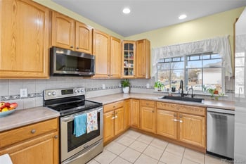 4324 Tumbleweed Dr, Brighton, CO 80601