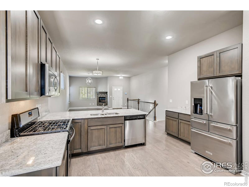 552 Newton Dr, Loveland, CO 80537