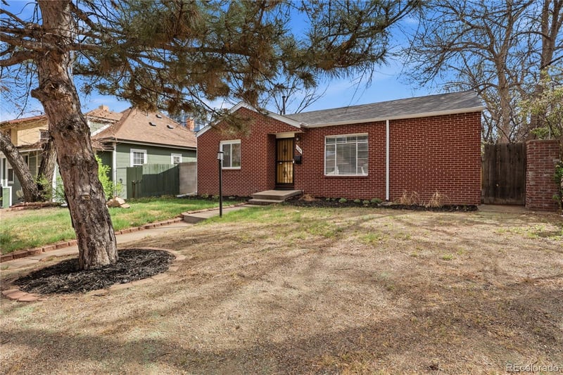 1364 Dayton St, Aurora, CO 80010