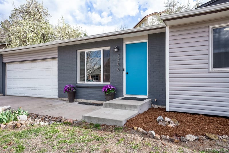 7796 Ottawa Dr, Littleton, CO 80128