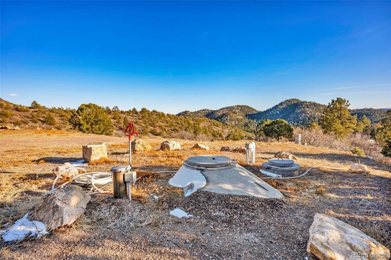 303 Peak View Pl, Canon City, CO 81212