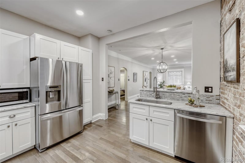 1035 Pennsylvania St, Denver, CO 80209