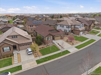 7790 Queensburg Way, Aurora, CO 80016