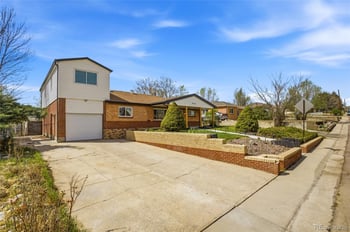 9171 Fir Dr, Thornton, CO 80229