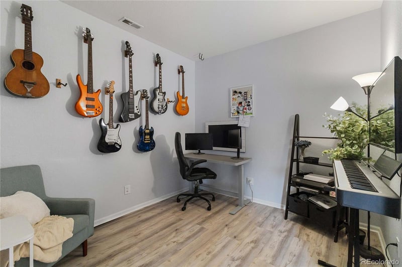 5255 Memphis St #702, Denver, CO 80239