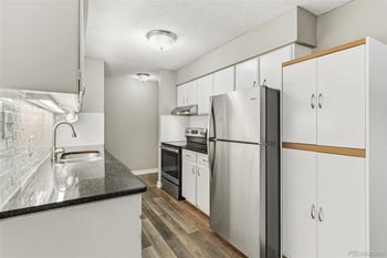 7335 E Quincy Ave #206, Denver, CO 80237