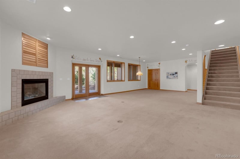 5915 Gladstone St, Colorado Springs, CO 80906