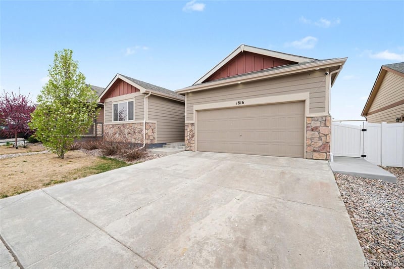 1816 101st Avenue Ct, Greeley, CO 80634