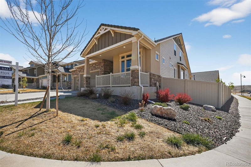 402 Highlands Cir, Erie, CO 80516