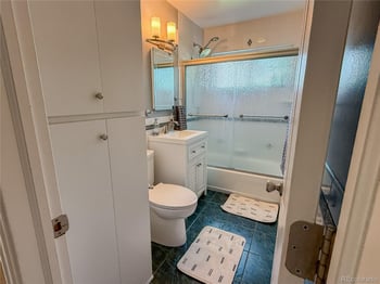 1425 Hudson St, Denver, CO 80222