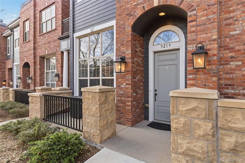 9219 Kornbrust Cir, Lone Tree, CO 80124